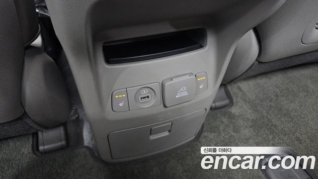 Kia Canival 2019 — photo 19