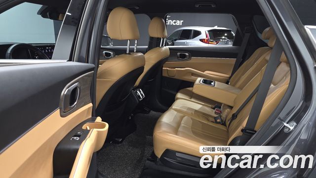 Kia Sorento 2022 — photo 12