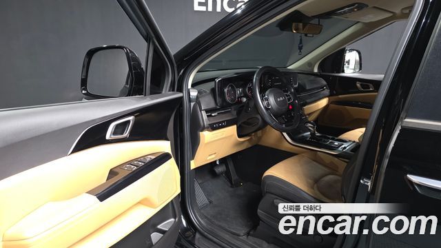 Kia Canival 2022 — photo 10