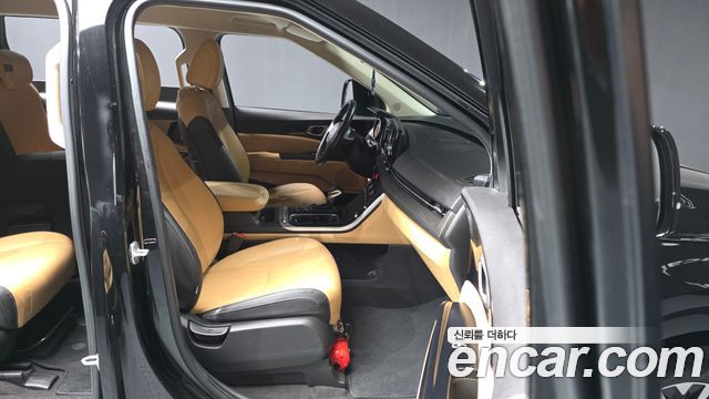 Kia Canival 2022 — photo 11