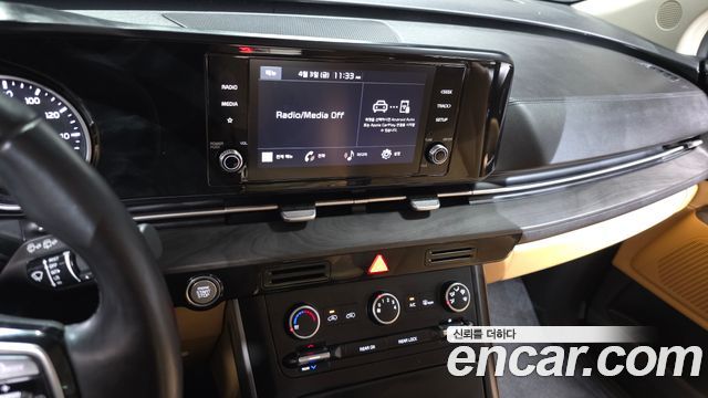 Kia Canival 2022 — photo 14