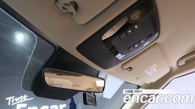 Kia Canival 2022 — photo 18