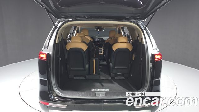 Kia Canival 2022 — photo 20