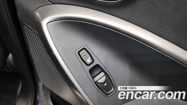 Hyundai Santafe 2015 — photo 19