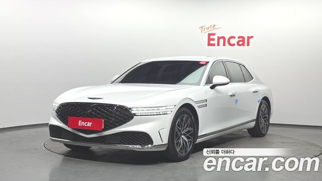 Genesis G90 2022 — photo 1