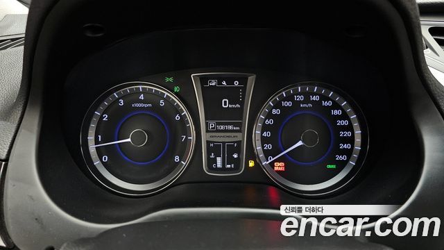 Hyundai Grandeur 2016 — photo 8