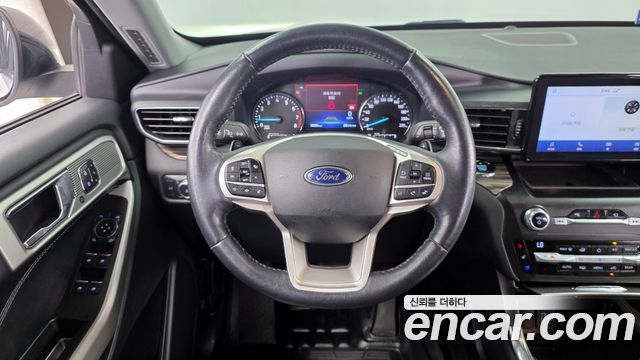 Ford Explorer 2020 — photo 13