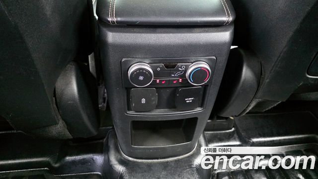 Ford Explorer 2020 — photo 19