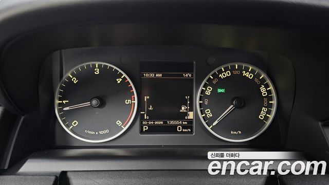 Land Rover Discovery 2013 — photo 8