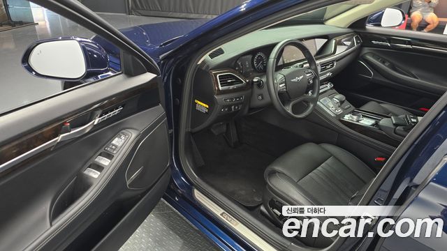 Genesis G90 2020 — photo 11