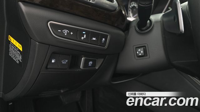 Genesis G90 2020 — photo 14