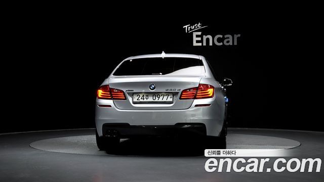 BMW 5-Series 2016 — photo 4