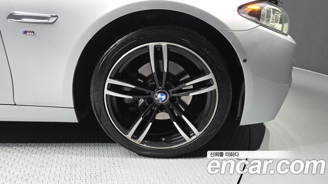 BMW 5-Series 2016 — photo 5