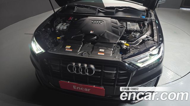 Audi Q7 2022 — photo 6