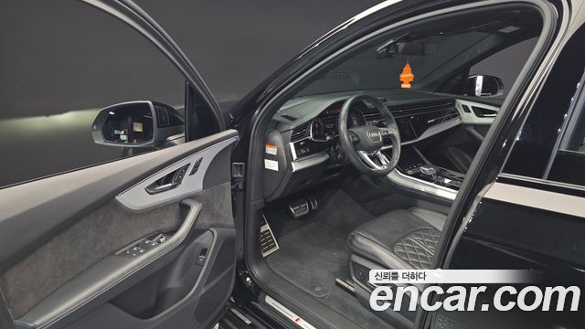 Audi Q7 2022 — photo 10