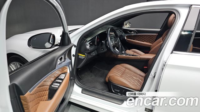 Genesis G70 2019 — photo 10