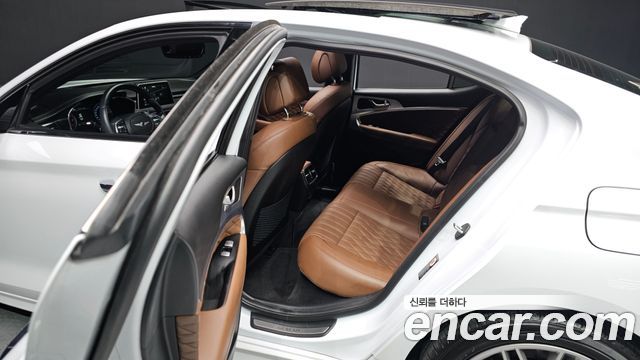 Genesis G70 2019 — photo 13