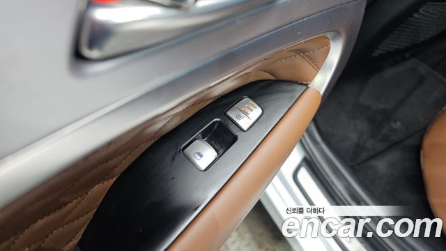 Genesis G70 2019 — photo 19