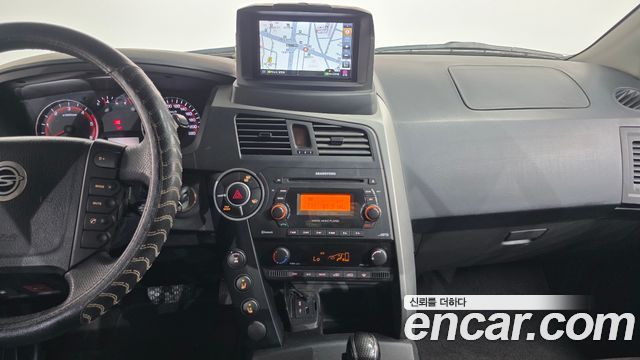 KG Mobility KORANDO 2012 — photo 15