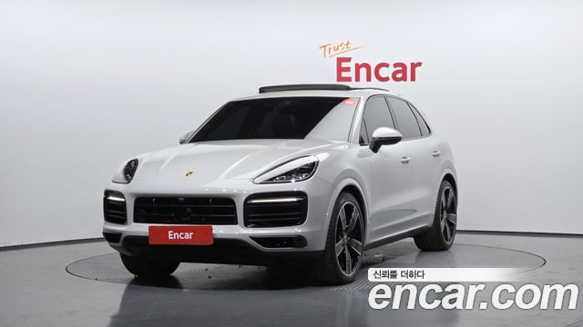 Porsche Cayenne 2021 — photo 1