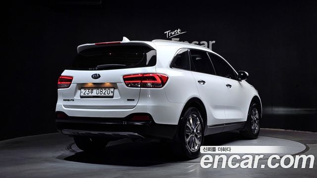 Kia Sorento 2016 — photo 2