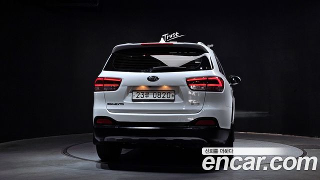 Kia Sorento 2016 — photo 4