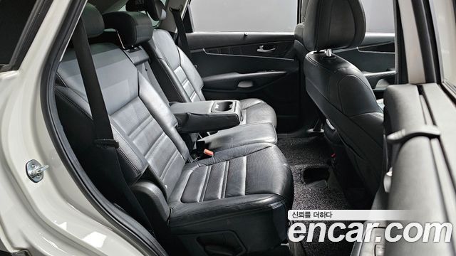 Kia Sorento 2016 — photo 12