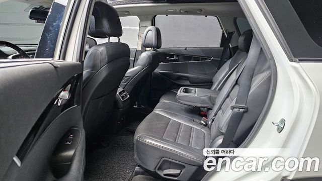 Kia Sorento 2016 — photo 13