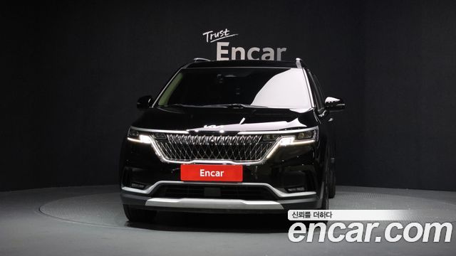 Kia Canival 2023 — photo 3