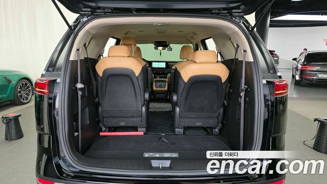 Kia Canival 2023 — photo 20