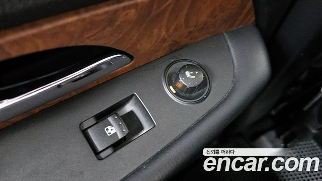 KG Mobility Rexton 2016 — photo 19