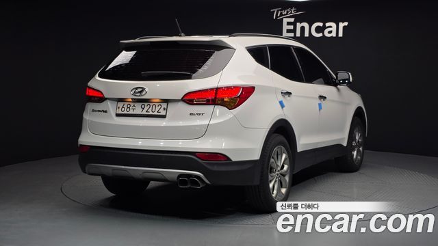 Hyundai Santafe 2014 — photo 2