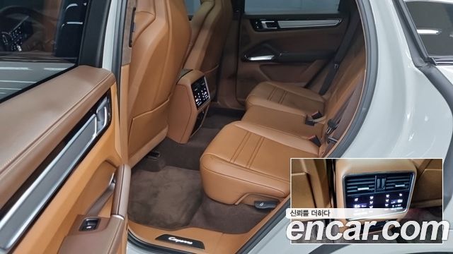 Porsche Cayenne 2023 — photo 7