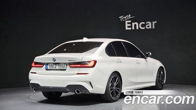 BMW 3-Series 2022 — photo 2