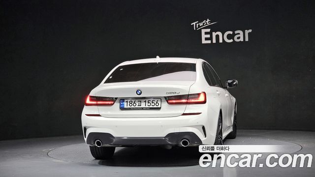 BMW 3-Series 2022 — photo 4