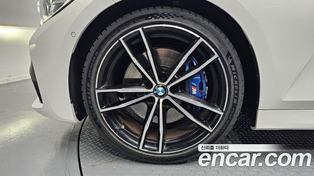 BMW 3-Series 2022 — photo 5