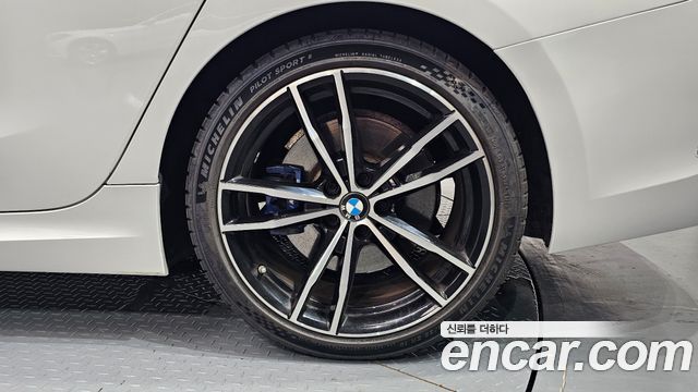 BMW 3-Series 2022 — photo 7