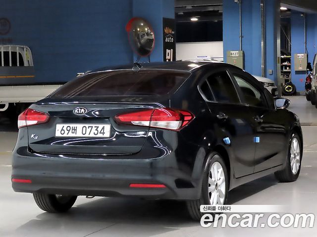 Kia K3 2016 — photo 4