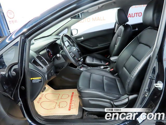 Kia K3 2016 — photo 6
