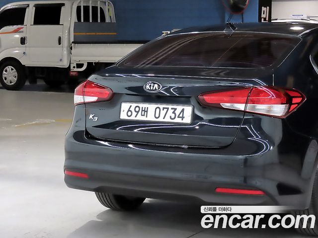 Kia K3 2016 — photo 17