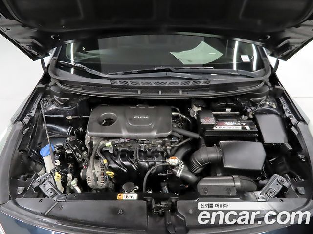 Kia K3 2016 — photo 19