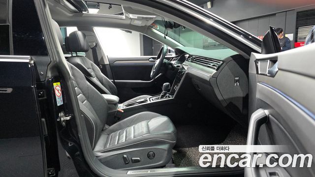 Volkswagen Arteon 2019 — photo 11