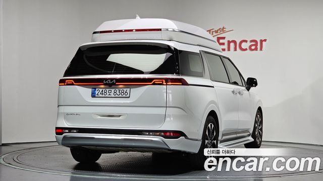 Kia Canival 2022 — photo 2