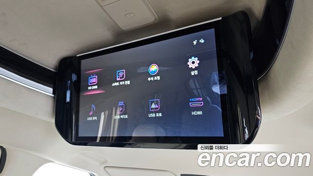 Kia Canival 2022 — photo 18