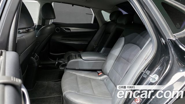 Hyundai Grandeur 2018 — photo 12