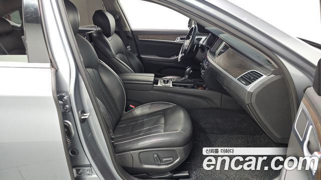 Hyundai Genesis 2015 — photo 11