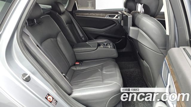 Hyundai Genesis 2015 — photo 12