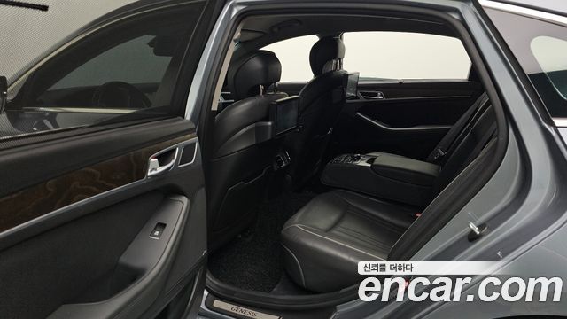 Hyundai Genesis 2015 — photo 13