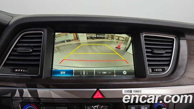 Hyundai Genesis 2015 — photo 16