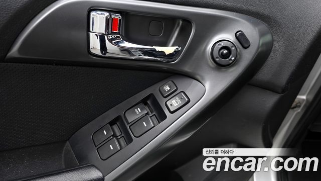 Kia Porte 2013 — photo 17